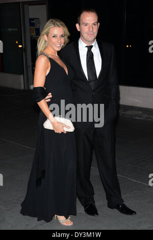 Londres, Royaume-Uni. Le 05 Avr, 2014. Martin Lewis et Lara Lewington assister à la vie militaire sur des prix à Londres,Park Plaza Westminster Bridge, le 5 avril, 2014 à Londres, en Angleterre. Credit : Voir Li/Alamy Live News Banque D'Images