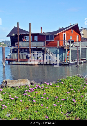 Maison flottante sur Richardson Bay à Sausalito Banque D'Images