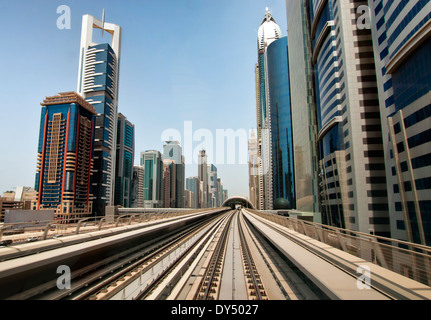 Dubai skyline du métro Banque D'Images