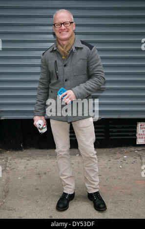 Jim Long walking in New York City - 25 mars 2014 - Photo : Manhattan piste/Charles Eshelman Banque D'Images