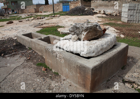 La fin de la période romaine des citernes et creux, village de Cibin, Saylakkaya, Sanliurfa province, au sud est de la Turquie Banque D'Images