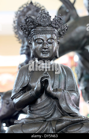 Déité noire des statues de la religion chinoise dans la région de temple. Banque D'Images