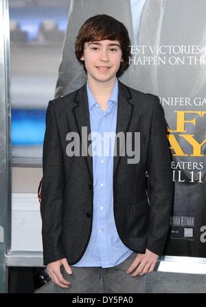 Westwood, CA. Apr 7, 2014. Tchad Roberts aux arrivées de projet de Premiere journée, le Regency Village Theatre, Westwood, CA, le 7 avril 2014. Credit : Dee Cercone/Everett Collection/Alamy Live News Banque D'Images