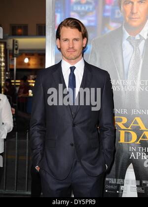 Westwood, CA. Apr 7, 2014. Josh Pence aux arrivées de projet de Premiere journée, le Regency Village Theatre, Westwood, CA, le 7 avril 2014. Credit : Dee Cercone/Everett Collection/Alamy Live News Banque D'Images