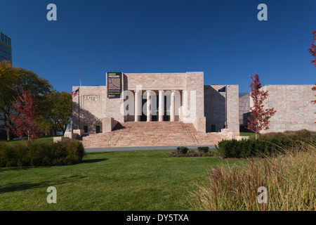 USA, Nebraska, Omaha, Joslyn Art Museum exterior Banque D'Images
