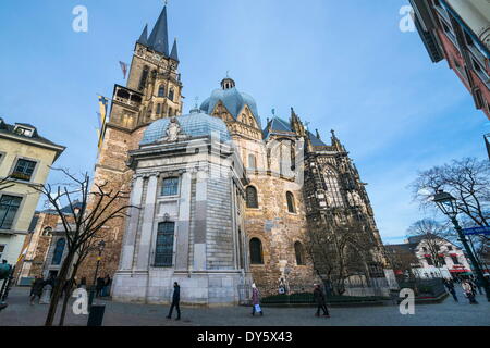 Cathédrale d'Aix, Site du patrimoine mondial de l'UNESCO, Aix-la-Chapelle, Rhénanie du Nord-Westphalie, Allemagne, Europe Banque D'Images