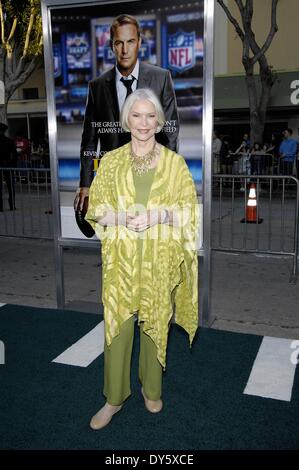 Westwood, CA. Apr 7, 2014. Ellen Burstyn pour des arrivées au PROJET DE JOUR Premiere, le Regency Village Theatre, Westwood, CA, le 7 avril 2014. Crédit : Michael Germana/Everett Collection/Alamy Live News Banque D'Images