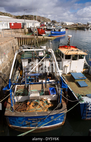 L'Irlande, Co Donegal, les Rosses, Burtonport, bateaux de pêche dans le port Banque D'Images