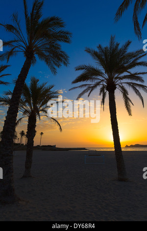 La plage d'El Arenal Javea Xabia lever du soleil en Méditerranée Alicante Espagne Banque D'Images