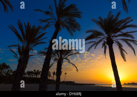 La plage d'El Arenal Javea Xabia lever du soleil en Méditerranée Alicante Espagne Banque D'Images