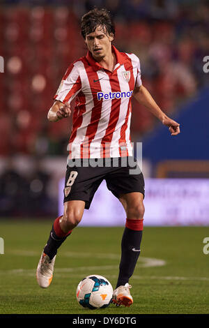 Valence, Espagne. 07Th avr, 2014. Ander Iturraspe Milieu de terrain de l'Athletic Bilbao en action au cours de la jeu de la Liga Levante UD à l'Athletic Bilbao au stade Ciutat de Valencia, Valence. Credit : Action Plus Sport/Alamy Live News Banque D'Images