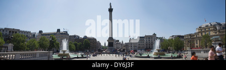 Vue panoramique sur Trafalgar Square Banque D'Images