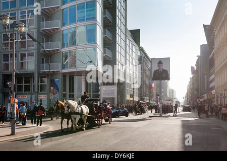 Checkpoint Charlie, Berlin, Allemagne Banque D'Images