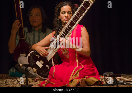 Sitarist Anoushka Shankar Banque D'Images