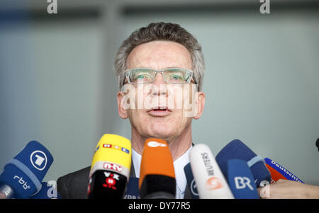 Berlin, Allemagne. 8Th apr 2014. Communiqué de Thomas de Maizière (CDU), Ministre allemand de l'intérieur, à l'arrêt de la Cour de Justice européenne (CJE) dans l'affaire de stockage de données d'actions réalisées au niveau de la faction du Reichstag à Berlin./Photo : Heiko Maas, Ministre allemand de la Justice. (Photo de Reynaldo Paganelli/NurPhoto) Credit : Reynaldo Paganelli/NurPhoto ZUMAPRESS.com/Alamy/Live News Banque D'Images