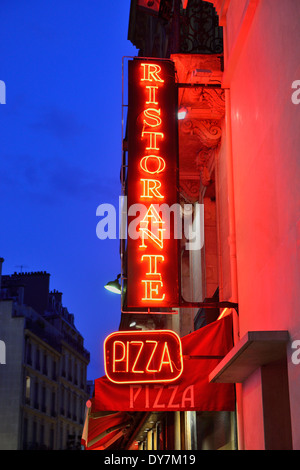 Le restaurant italien Pizza signe MENÉ , Paris, France Banque D'Images