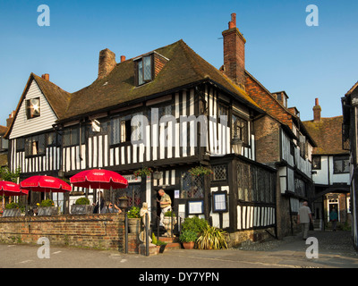 Royaume-uni, Angleterre, East Sussex, seigle, cour historique de Mermaid Inn Banque D'Images