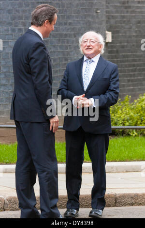 Londres, 9 mars 2014. Le Président irlandais Michael D. Higgins arrive au 10 Downing street, où il rencontrera le Premier ministre britannique, David Cameron, dans le cadre de sa visite officielle au Royaume-Uni. Crédit : Paul Davey/Alamy Live News Banque D'Images