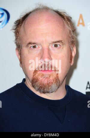 New York, NY, USA. Apr 9, 2014. Louis CK au niveau des arrivées pour FX Networks Series Premiere de Fargo, la School of Visual Arts (SVA) Theatre, New York, NY Avril 9, 2014. Credit : Gregorio T./Binuya Everett Collection/Alamy Live News Banque D'Images