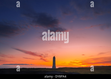 Malarrif phare, sur la côte ouest de l'Islande. Banque D'Images