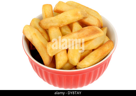 La maison populaire Snack Bol de frites fraîchement coupées épaisses plaquettes prêt à manger isolé sur un fond blanc avec un chemin de détourage pas de personnes Banque D'Images