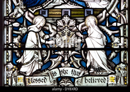 Fenêtre de visite, Mary Elizabeth, réunion par Hardman (1908), Eglise St Mary, Hanbury, Worcestershire, Angleterre, RU Banque D'Images
