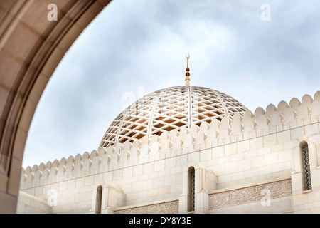 Photo du Sultan Qaboos Grand Mosque in Muscat, Oman Banque D'Images
