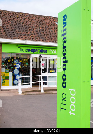 Une coopérative d'alimentation à Littlehampton, Shropshire, Angleterre. Banque D'Images