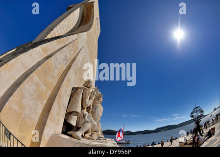 Portugal, Lisbonne : Détail du Monument des Découvertes Banque D'Images