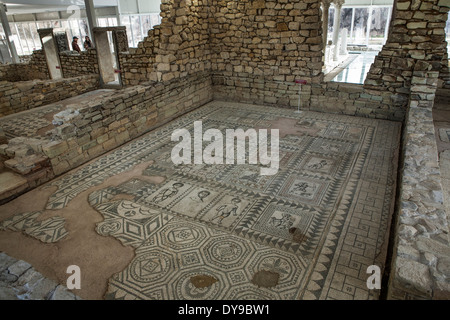 Mosaïques de l'ancienne villa romaine ARMIRA, banlieue sud-est de la Bulgarie, la villa romaine Banque D'Images