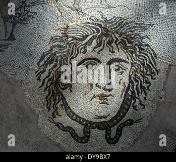 Mosaïques de l'ancienne villa romaine ARMIRA, villa romaine de banlieue, ville d'Ivailovgrad, sud-est de la Bulgarie Banque D'Images