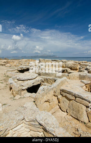 Espagne Majorque nécropole nécropole Fils du vrai Talaiot côte culture Son Baulo Can Picafort Son Serra de cimetière marin au nord c Banque D'Images