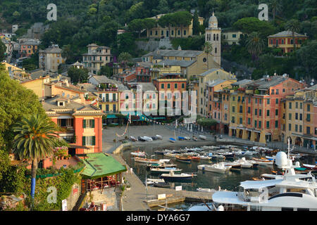 Italie, province de Gênes, Riviera, Portofino, méditerranéen, port, location de bateaux, Port, ville, italien Banque D'Images