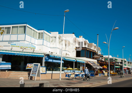 Avenida de las Playas, rue Main, Puerto del Carmen, Lanzarote, Canary Islands, Spain, Europe Banque D'Images