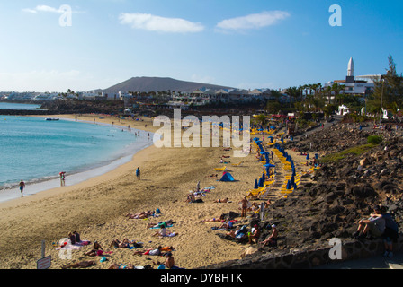 La plage de Playa Dorada, Playa Blanca, Lanzarote, Canary Islands, Spain, Europe Banque D'Images