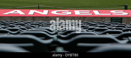 Anaheim, Californie, USA. 13 avr, 2014. 13 avril 2014, Anaheim, Californie : vue sur stade Angel avant le match de la Ligue Majeure de Baseball entre les Mets de New York et le Los Angeles Angels au Angel Stadium le 13 avril 2014 à Anaheim, en Californie. Rob Carmell/CSM/Alamy Live News Banque D'Images