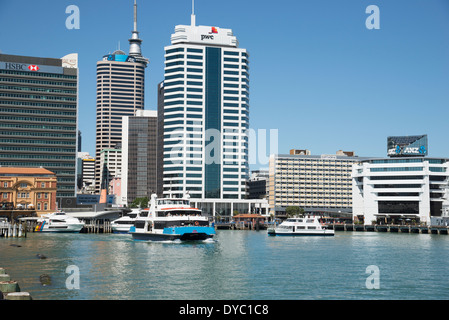 Queens Wharf Auckland Harbour Nouvelle-zélande ligne bureaux d'affaires de la rive Banque D'Images