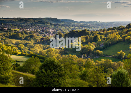 La vallée de Slad vus de martinets Hill, Stroud, Gloucestershire, Royaume-Uni. Banque D'Images