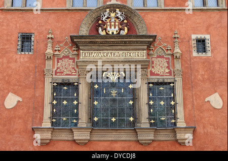 Fenêtre médiévale dans l'hôtel de ville de Prague, République Tchèque Banque D'Images