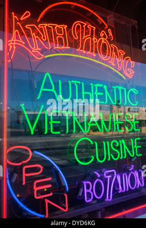 Orlando Florida, East Colonial Drive, Little Saigon, Anh Hong cuisine vietnamienne, restaurant restaurants repas manger dehors café cafés bistrot, SIG néon Banque D'Images