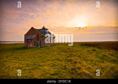 Ancien coastguard lookout sur Blakeney Point. Banque D'Images