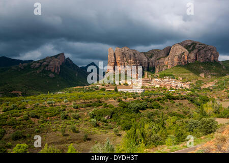 Vue de Mallos de Aguero. Banque D'Images