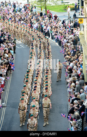 Royal Marines Commando Régiment Logistique homecoming parade, Barnstaple, Devon, UK Banque D'Images