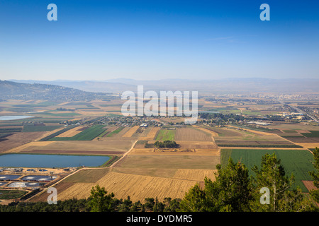 Une vue sur la vallée de Jezreel de Mount précipice, Nazareth, Galilée, Israël. Banque D'Images