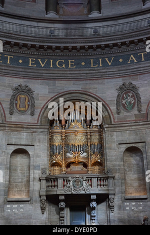 Marmorkirken à Copenhague est l'un des plus emblématiques des églises avec des Danois du grand dôme. Banque D'Images