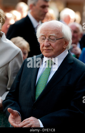 Michael D. Higgins, président de l'Irlande, à la cathédrale de Coventry Banque D'Images