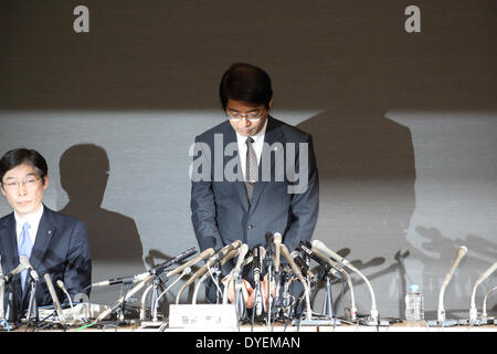 Tokyo, Japon. Apr 16, 2014. Yoshiki Sasai Pf assiste à une conférence de presse de cellules STAP le 16 Avr 2014 à Tokyo au Japon. Credit : AFLO Co.,Ltd/Alamy Live News Banque D'Images