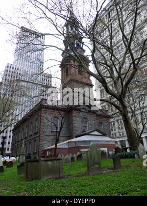 La chapelle saint Paul, est une chapelle épiscopale située au 209 Broadway, entre les rues Fulton et Vesey, dans le Lower Manhattan à New York City. Il est le plus ancien bâtiment de l'église à Manhattan. Banque D'Images