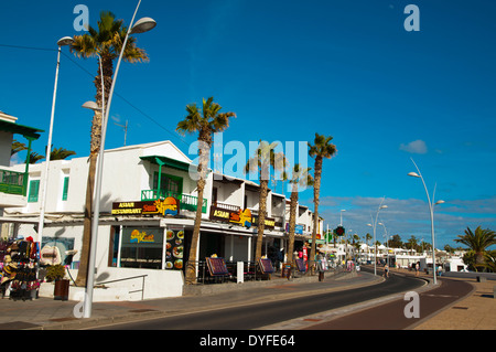 Avenida de las Playas, rue Main, Puerto del Carmen, Lanzarote, Canary Islands, Spain, Europe Banque D'Images