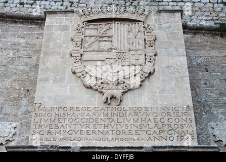 Inscription historique dans l'entrée principale de Dalt Vila à Ibiza, Espagne Banque D'Images